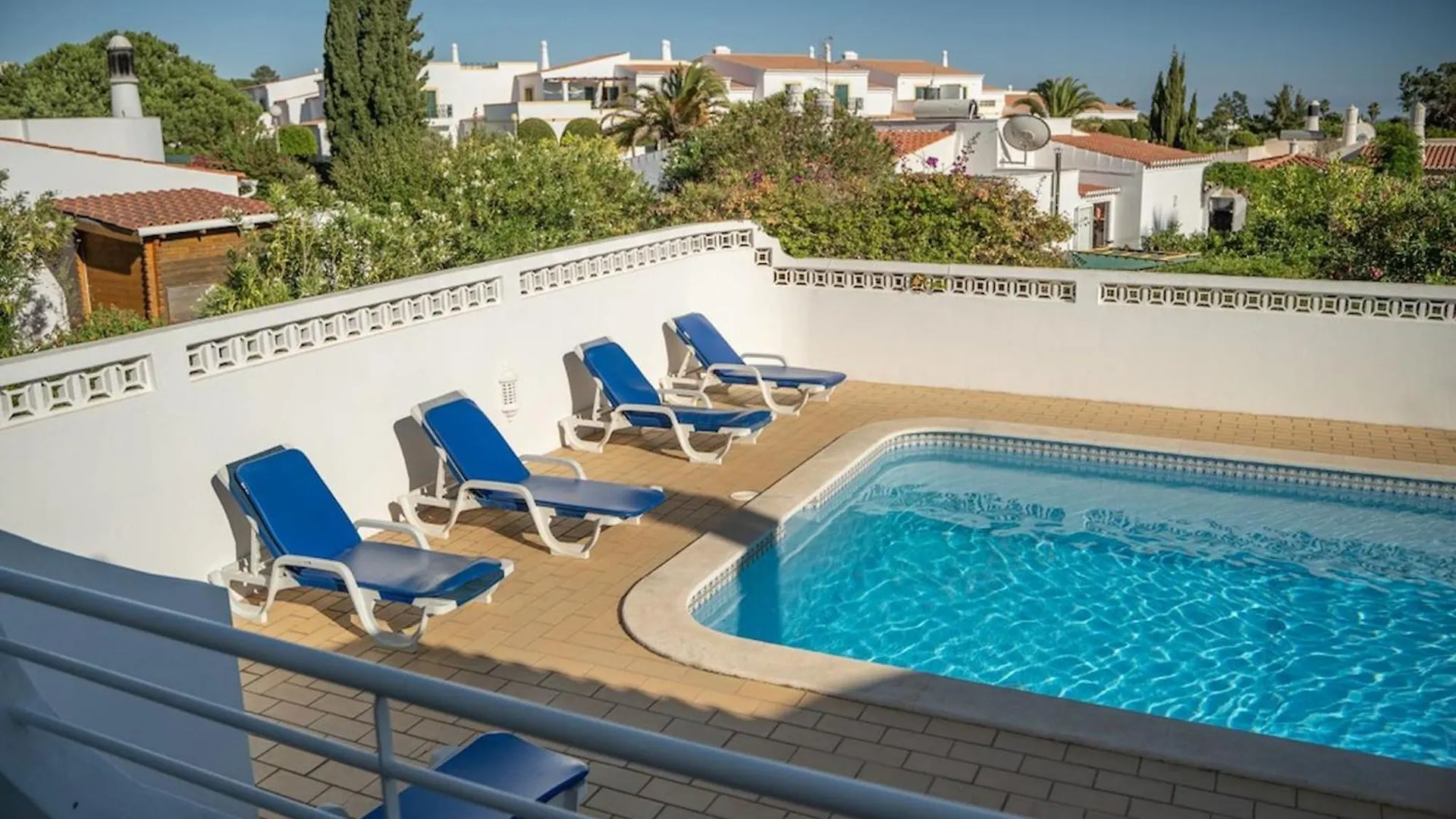 Villa Carosim - Quiet Location, Close To Beach, Private Carvoeiro