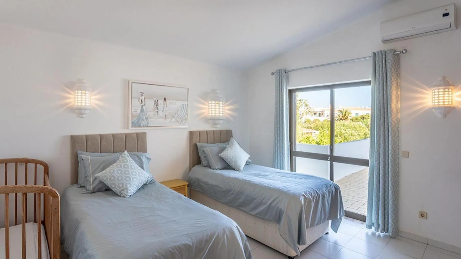 Villa Carosim - Quiet Location, Close To Beach, Private Carvoeiro